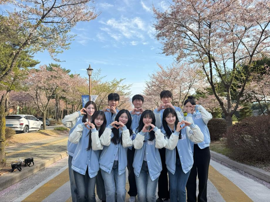 온라인홍보국 부원 사진
