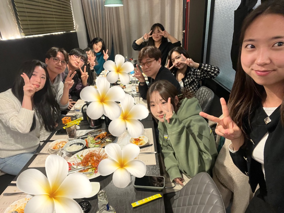 세상을 삼킨 그녀들의 증언